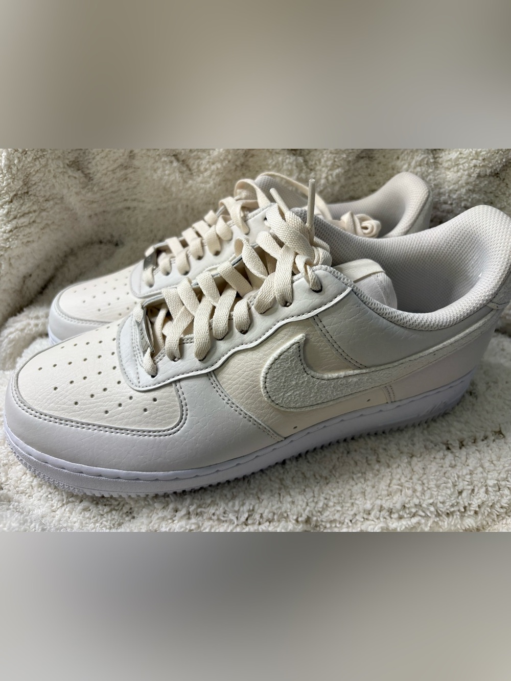 Nike Air Force 1 Low-Top Sneakers in Off-White and Cream